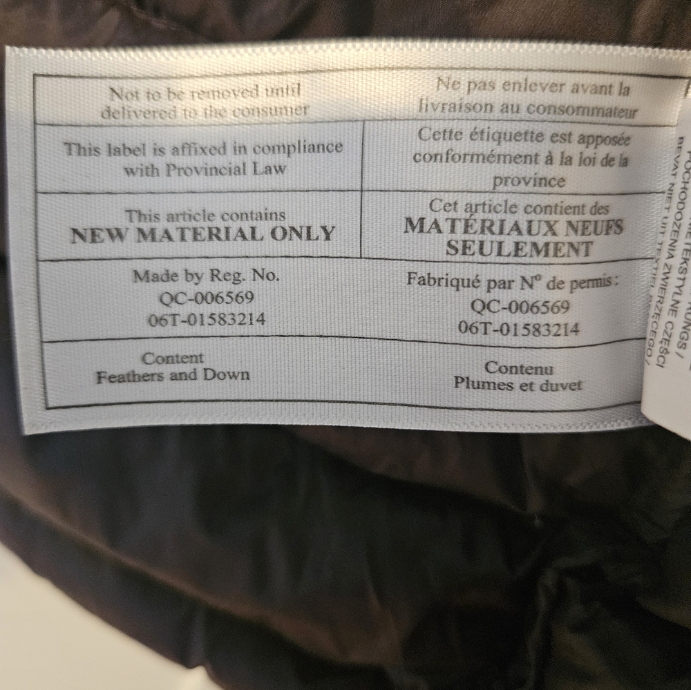 Harvey & Jones Premium Ultralight Puffer Jacket in black size 14.